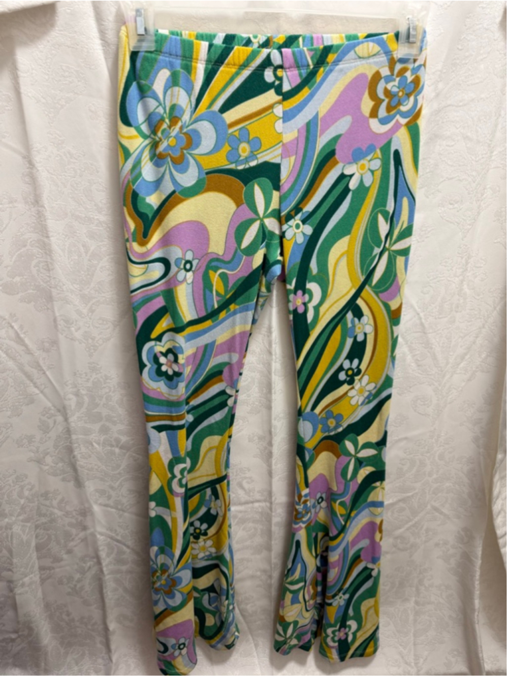 Women's rue 21. Green Yellow Floral Ribbed Flare Leggings S